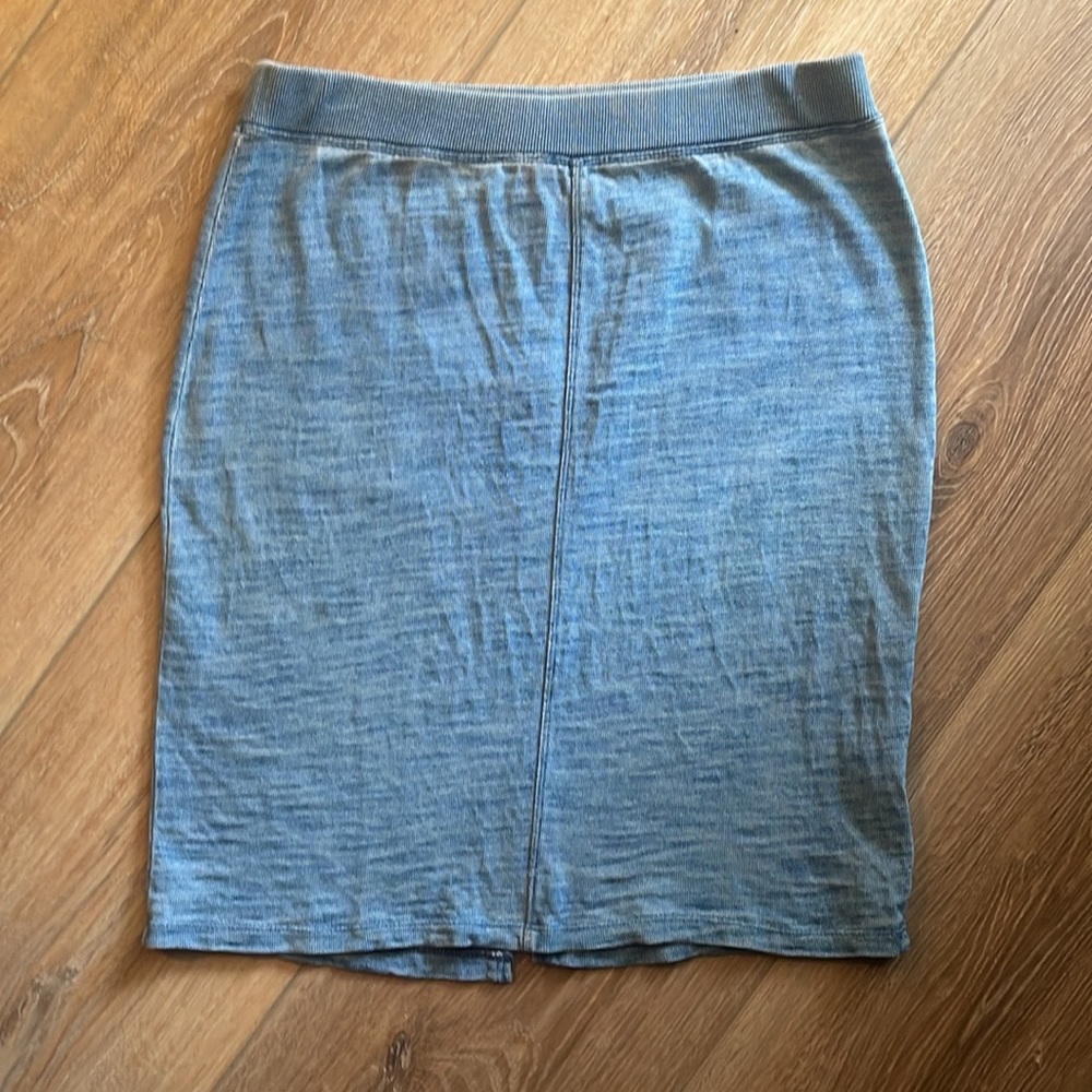 C & C California 100% cotton knit pull on skirt size M